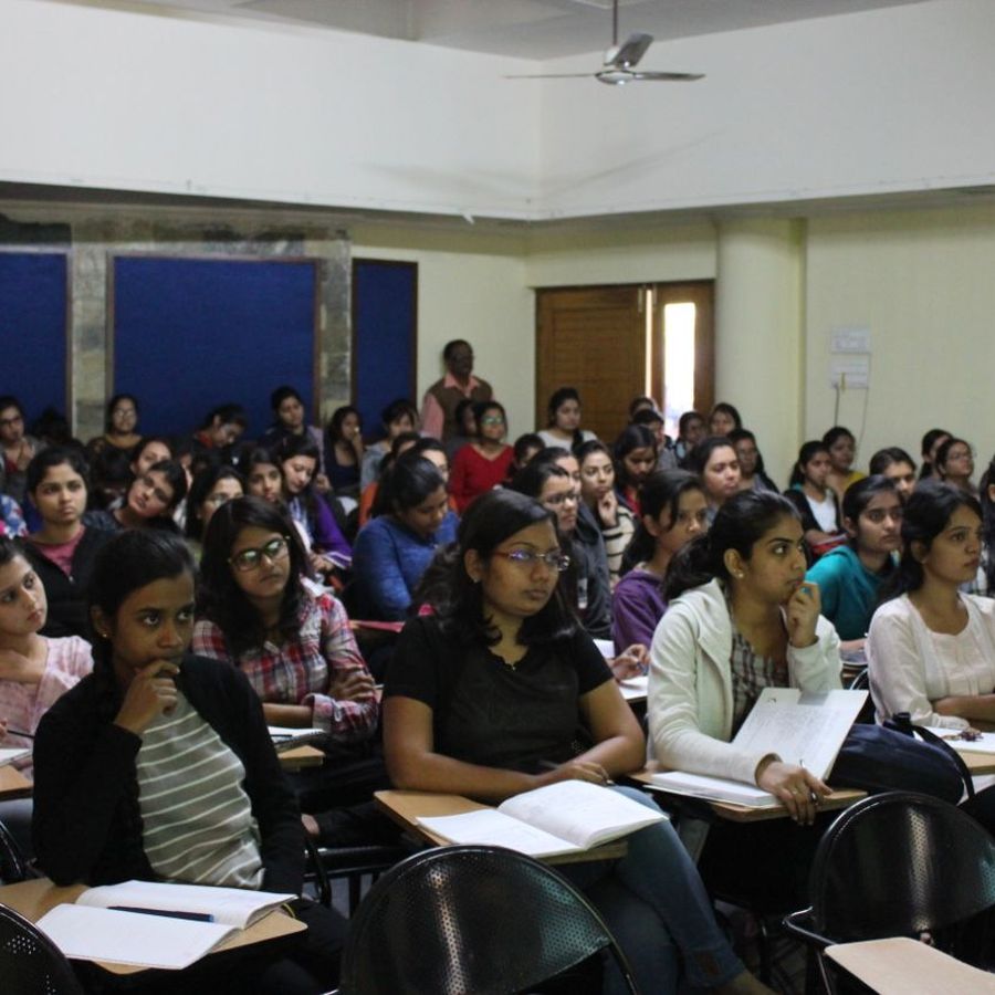 Awareness seminar at a college of architecture